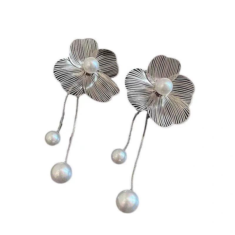 French Pearl Tassel Earrings - Unique Metal Flower Design, High-End Feel, Cool Style.