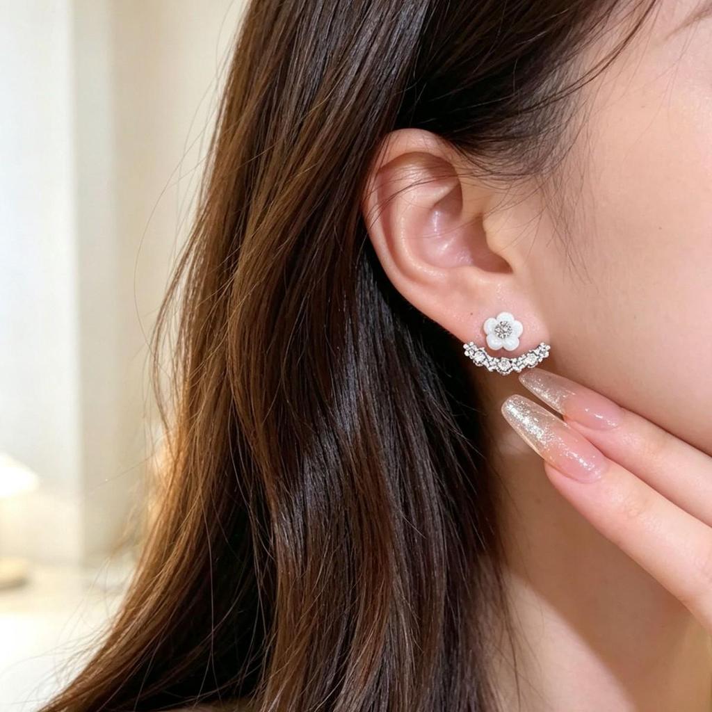 Daisy Crystal Chamomile Flower Stud Earrings for Women - Korean Style Sweet Drop Accessories