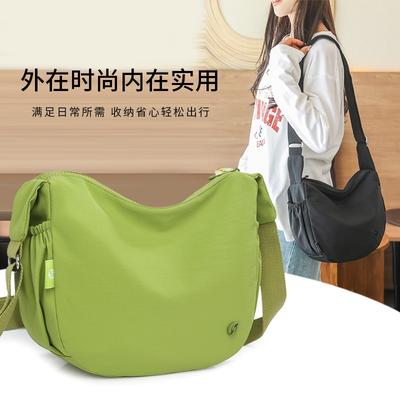 Lässiger Wind große Kapazität Knödeltasche neue trendige Textur große Kapazität Pendler-Umhängetasche Messenger Bag