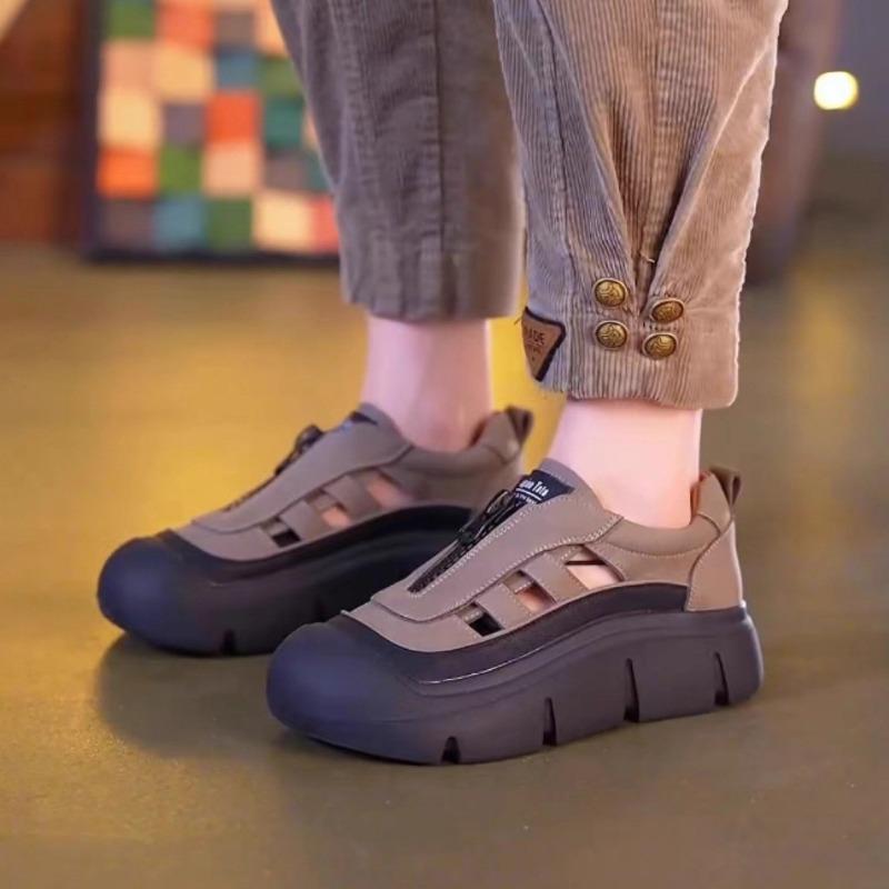 Baotou sandals women's new outer wear summer thick sole soft sole soft surface comfortable breathable hollow hole single shoes