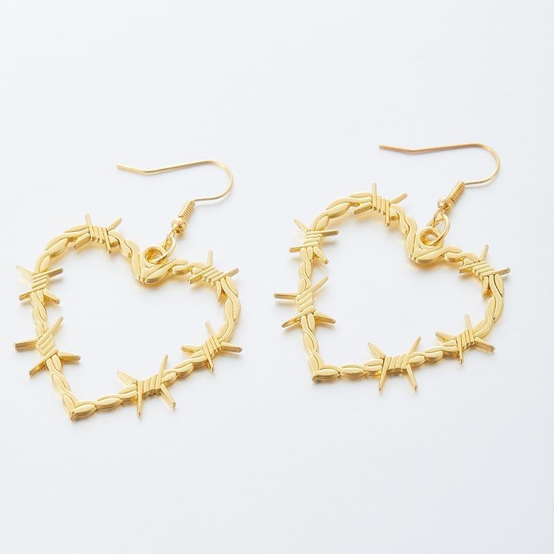 Gothic Vintage Punk Exaggerated Thorns Big Heart Earrings for Women Fashion Hip Hop Band Street Party Jewellery Gift