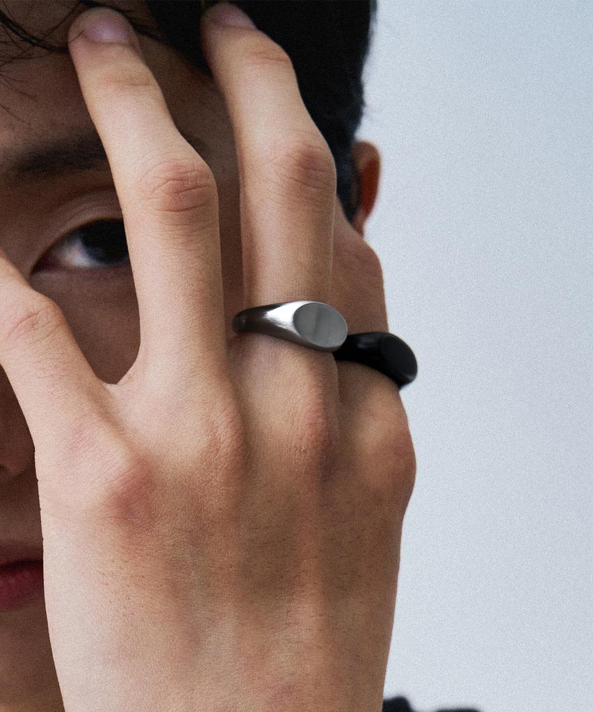 Scalettoblack Rsm023 Oval Rounding Signet Ring