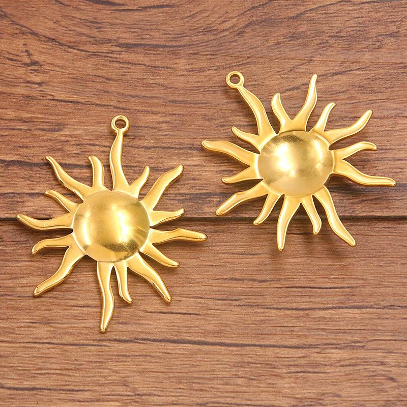1Pcs 37X45mm Stainless Steel Jewelry Accessories Sun Pendant