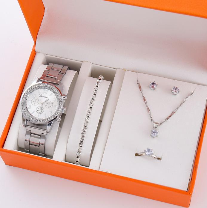 Fake Three-Eyed Ladies 5Pcsset Steel Belt Women'S Watch Casual Korean Edition Quartz Watch Set (Orange Box)