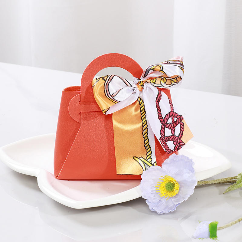 5pcs Ribbon Cutting Pattern Slightly Random Handbag Candy Bag Happy Candy Bag Empty Box
