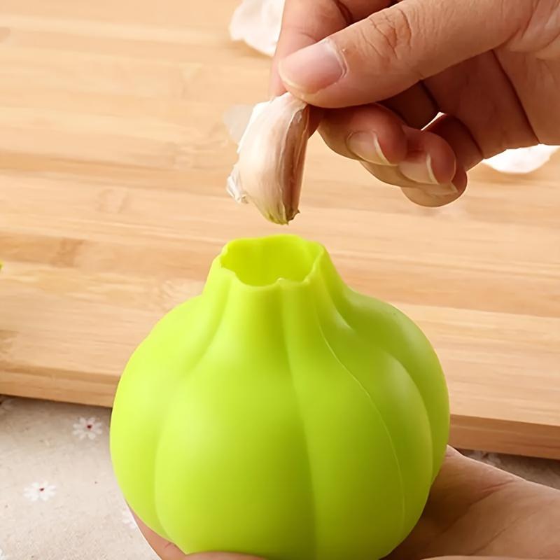 Silicone Garlic Peeler - Easy-to-Use, Soft Kitchen Gadget for Quick & Mess-Free Peeling for Home Cooks & Outdoor Enthusiasts