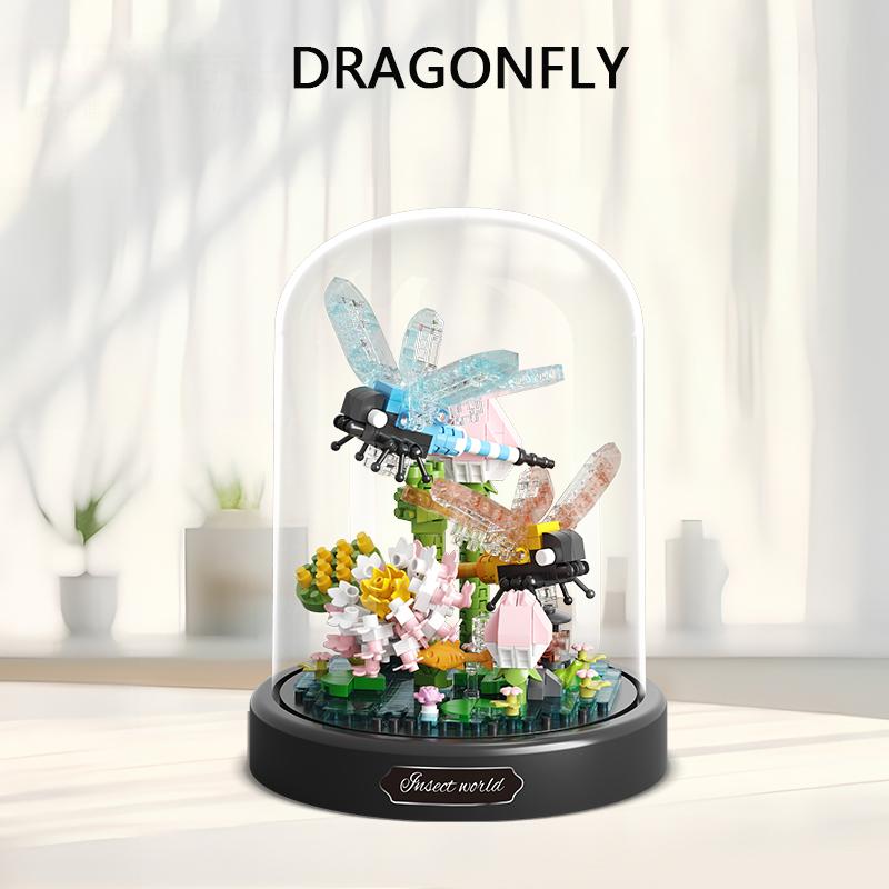 Creactive Mini particles with dust cover toy building blocks Bee butterfly Dragonfly Mantis  insect series desktop decoration