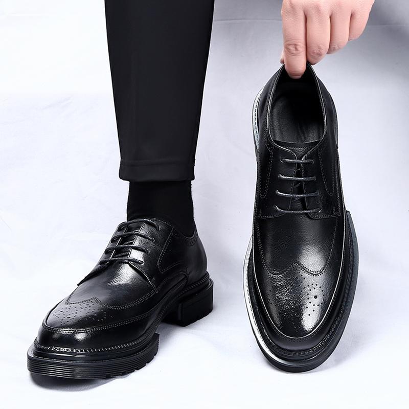 High Quality Men's Genuine Leather Block Business Leather Shoes Fashionable Carved Men Lace Up Comfortable Wedding Banquet Shoes