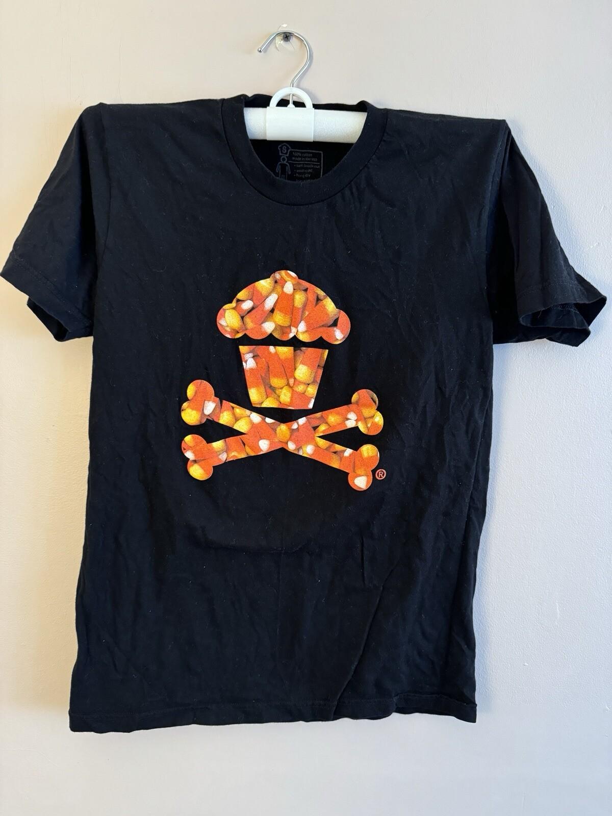 Johnny Cupcakes Candy Corn Crossbones T Shirt Size Small Vintage S