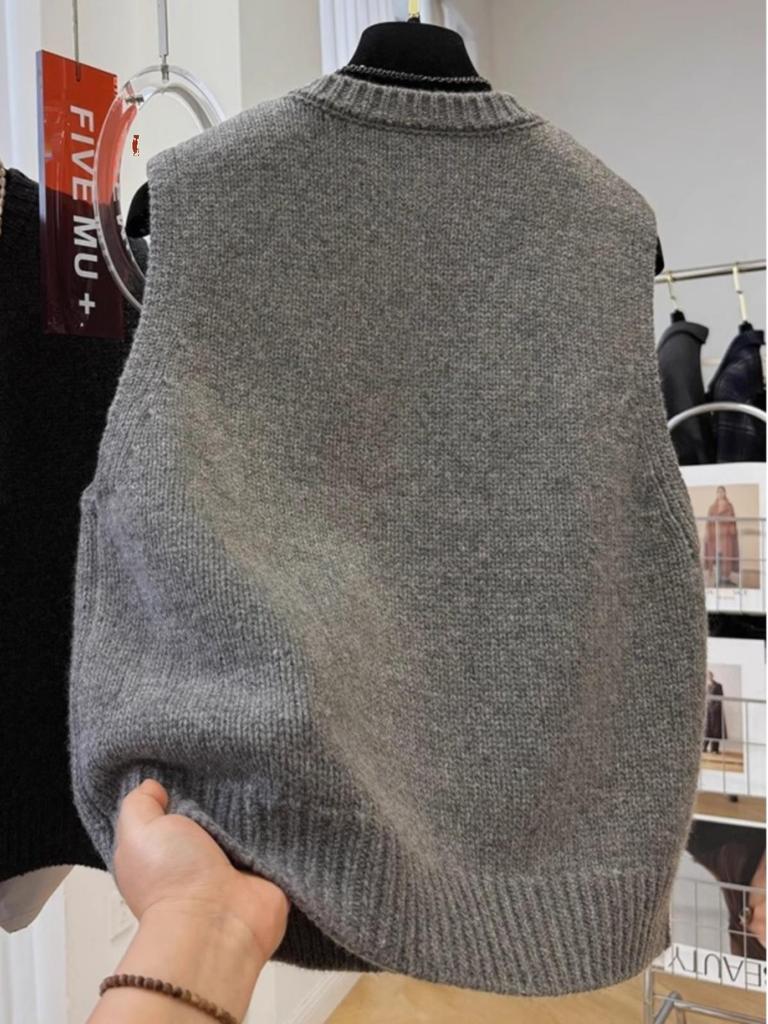 Women's Dark Grey European Style Sleeveless Sweater Vest - Autumn/Winter Knit Cardigan with Round Neck