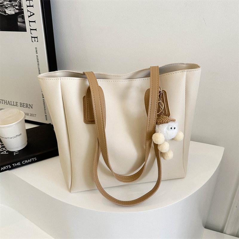 Versatile Pu Leather Tote Bag For Women 2023 Street Style Commuter Shoulder Bag With Inner Pockets
