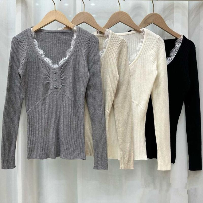 V-neck Lace Knitted Base Layer for Women, Paired with A Slimming Autumn New High-end Sweater Short Top