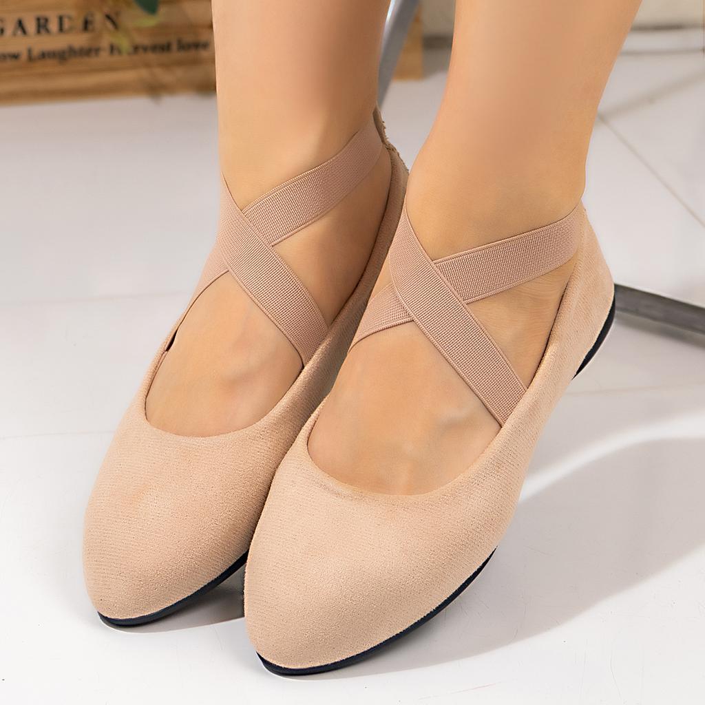 Fashion 2025 New Women Flats Shoes Outdoor Casual Big Size Sneakers Women Elegant Ballet Loafers Fashion Lightweight Shoes for Women