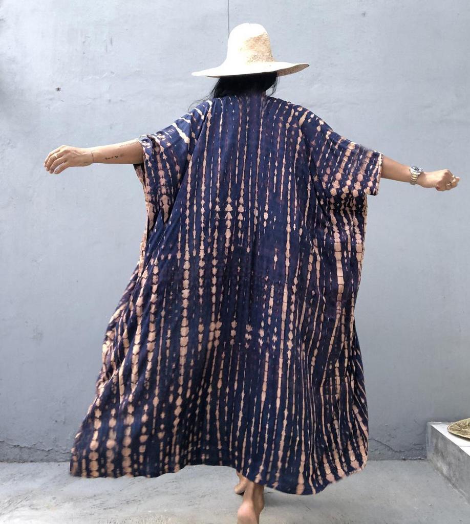 Black & White Tie-Dye Cardigan Beach Dress & Swimsuit Cover-Up