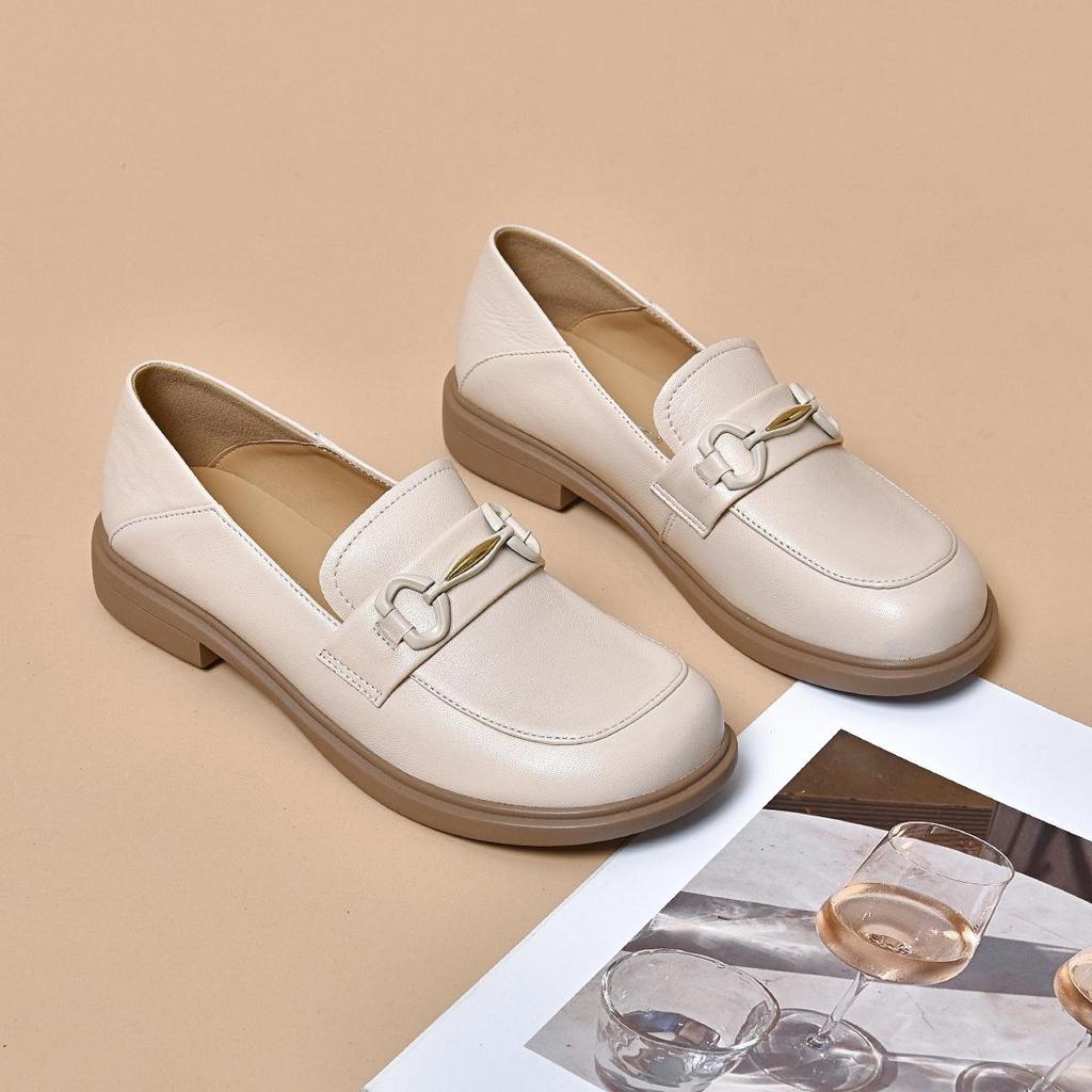 2024 Spring Women's Round Toe Leather Loafers: Korean Style, Comfortable Sheepskin Flats, Exclusive To Physical Stores.