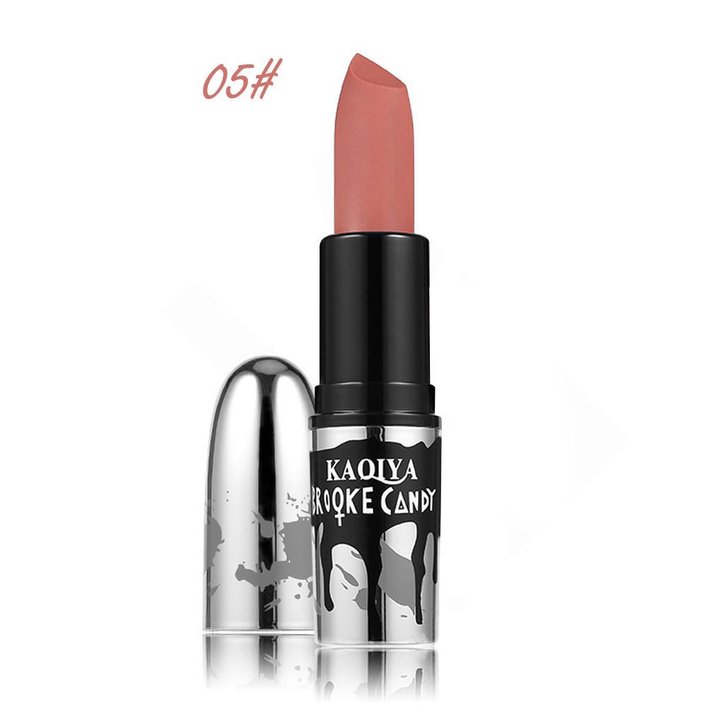Essence красная помада. Помада бета. Губная помада long lasting. Губная помада long lasting. Essence longlasting lipstick.
