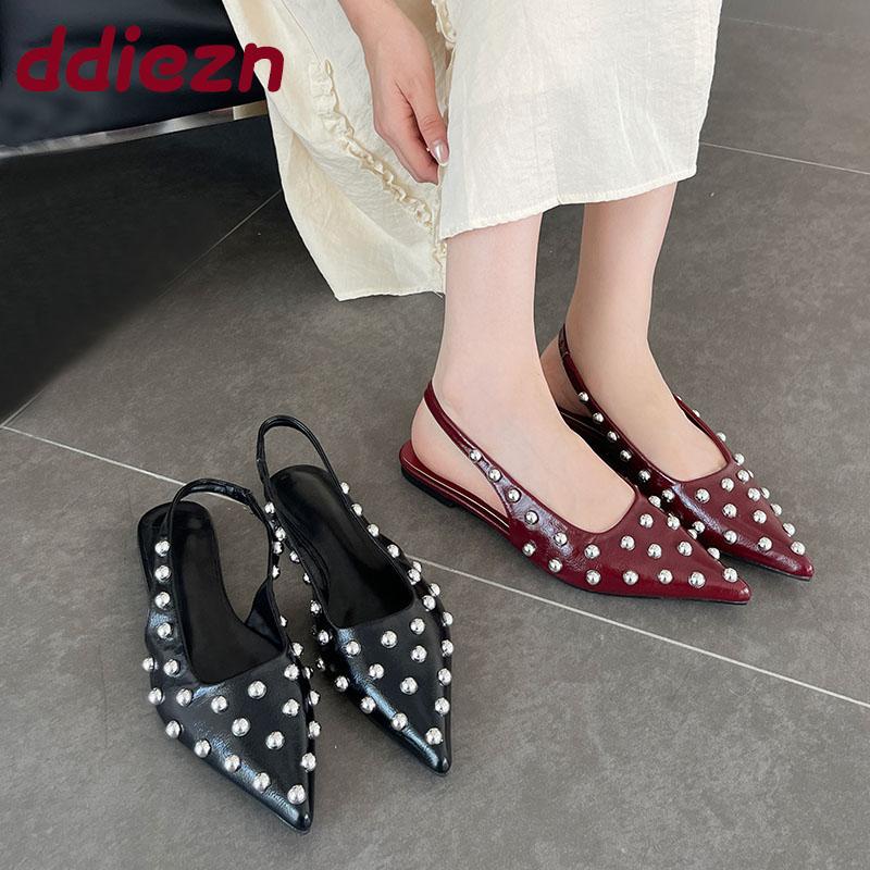 Fashion 2025 New Fashion Metal Rivet Women Flats Sandals Shoes Slides Female Shallow Footwear Pointed Toe Ladies Sandals Slip On Shoes