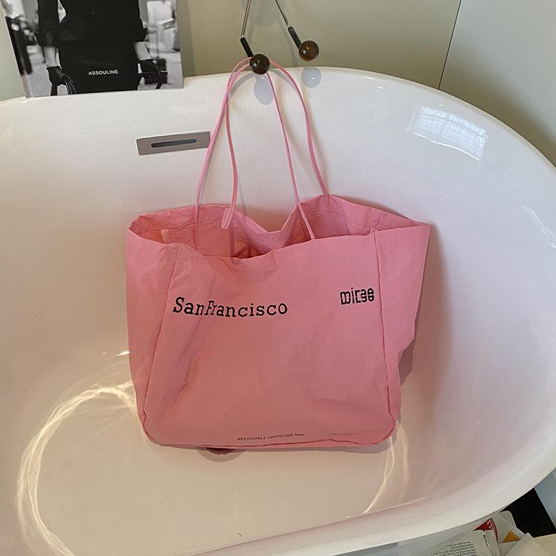 2025 summer new foreign-style texture personalized large-capacity bag fashion trend women's niche shoulder tote bag