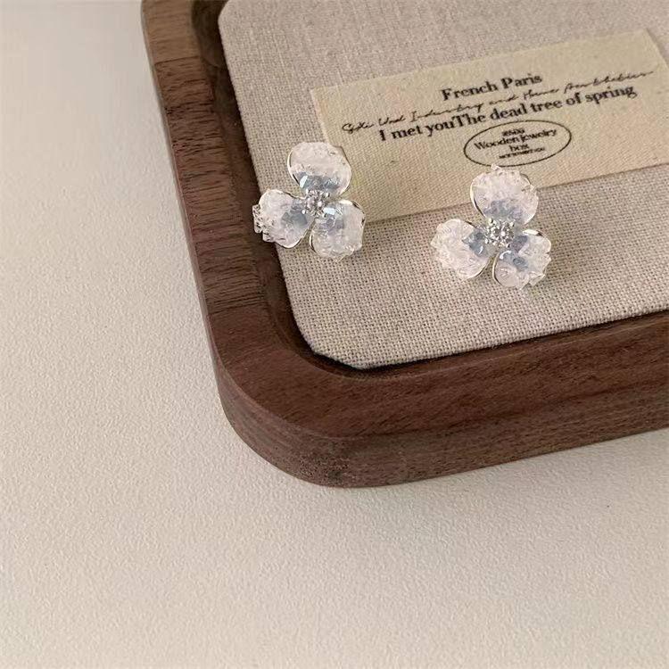 2025 Spring Summer Blue Flower and Four-Leaf Clover Zircon Stud Earrings with Light Luxury Feel and Diamond Pave