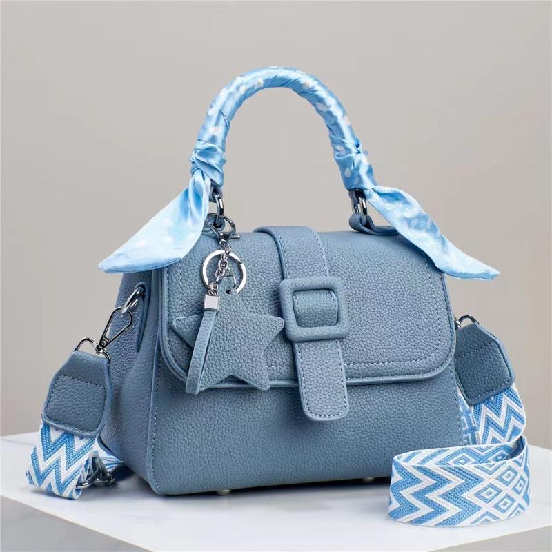 

Crossover bag women s new trendy one-shoulder crossbody handbag summer versatile texture lightweight small square bags