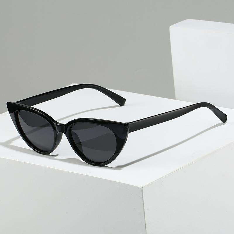 Vintage Sexy Cat Eye Sunglasses Women Men Vintage Fashion Luxury Brand Sun Glasses Outdoor Travel Man Lady Eyewear UV400