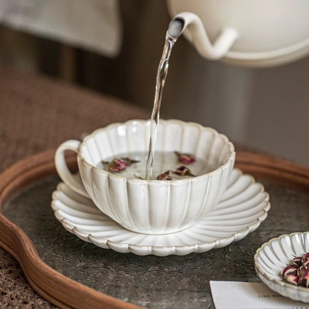 Retro Tea Mug Plate Set Flower Shaped Latte Flower Tea Water Cup Minimalist Milk Cups Hotel