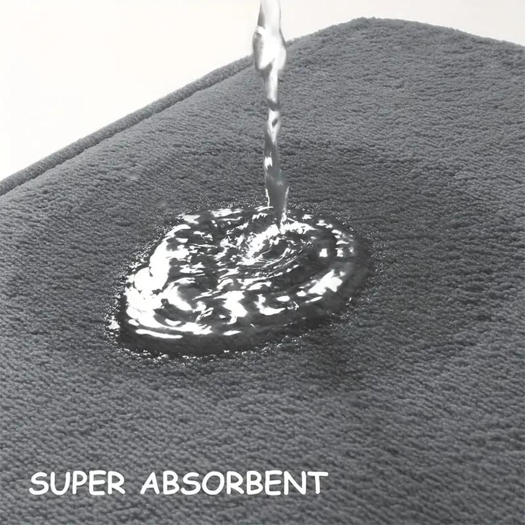 Tapis absorbant épais de couleur unie en flanelle, tapis de sol de salle de bain, tapis de porte antidérapant pour l'entrée de la salle de bain