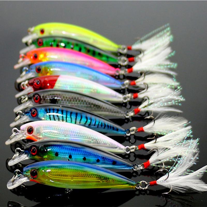 10 Stück Minnow Angelköder Set 9cm 8g Künstlicher Hartköder mit Feder Doppelhaken Swimbait