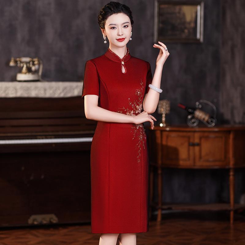 Elegant 2023 Summer Wedding Qipao Dress for Mother of the Bride