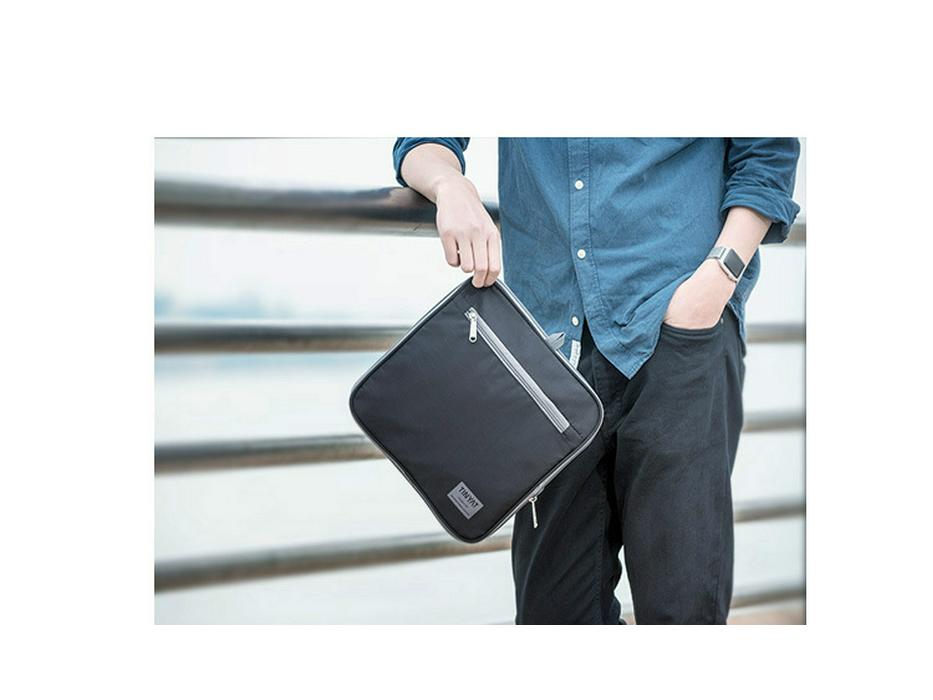Portable Foldable Travel Bag with Large Capacity and Trolley Handle Attachment