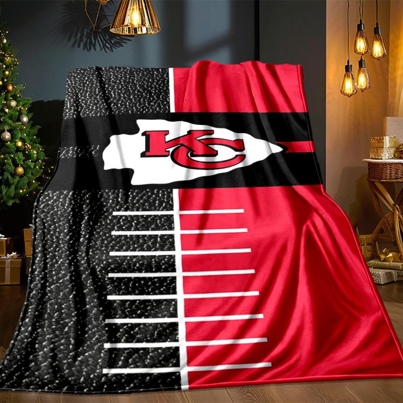Kansas City Chiefs Logo Blanket Outdoor Flannel Blanket for Camping, Hiking, Garden Parties, Picnic Essentials,gift for family and friends