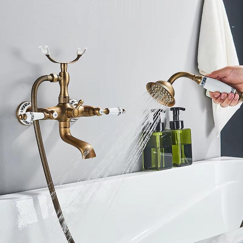 Antikes Messing Badewannen-Duscharmatur-Set Badezimmer Doppelgriff Wandmontierter Badewannenmischer mit Handbrause und Schwenkauslauf