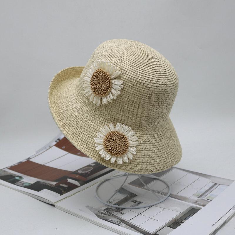 2022 Spring/summer New Handmade Sunflower Straw Hat South Korea Leisure Fisherman Hat Large Rim Fashion Ladies Travel Hat