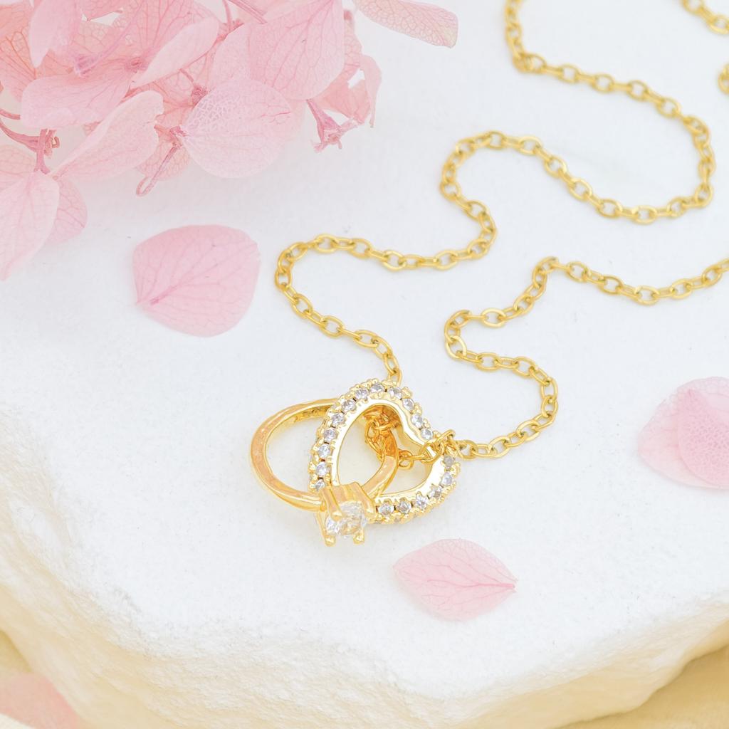 Women Interlocking Heart Ring Pendant Necklace Inlaid Zircon Fashion Love Necklace Valentine's Day Jewelry Gift