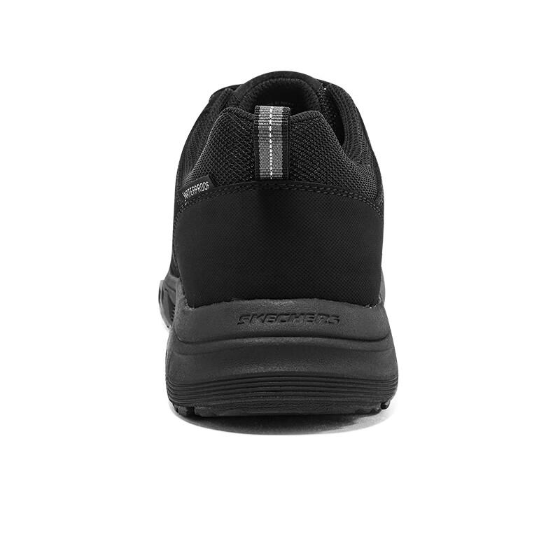 Skechers Men's Retro Outdoor Casual Walking Shoes