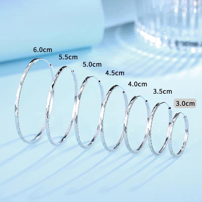 

BELLA BOX High-end Car Floral Large Ear Rings, Women s S925 Sterling Silver Needle Plated, Simple And Versatile, Elegant Earrings With A Cold Style 30mm космического пространства