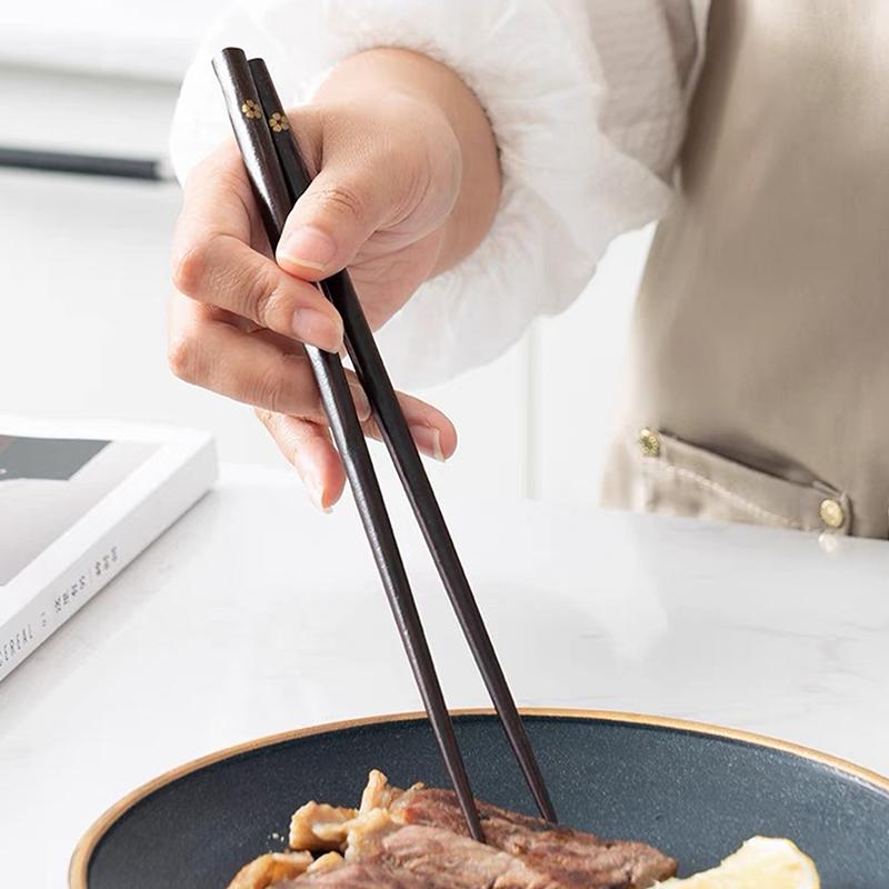 5 Pairs Sushi Chopsticks Natural Wooden Eco-Friendly Reusable Wood Korean Chinese Food Chop Sticks