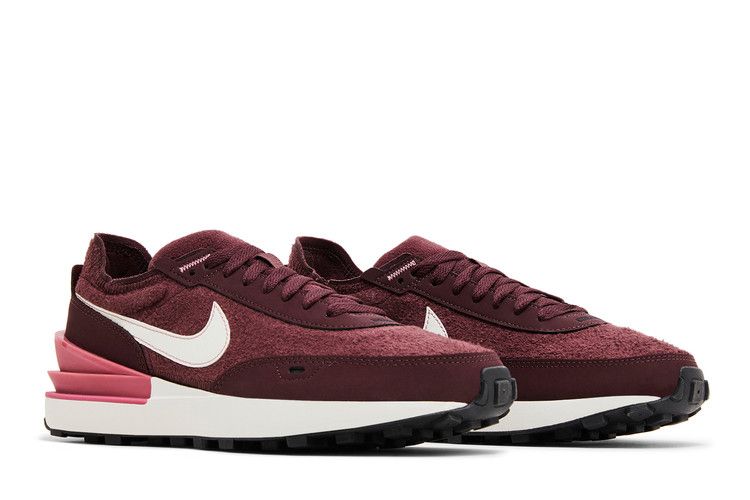 Nike Wmns Waffle One SE 'Burgundy Crush'