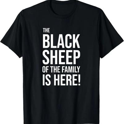 Fonction Familiale Drôle pour les Fêtes, T-Shirt Mouton Noir de la Famille