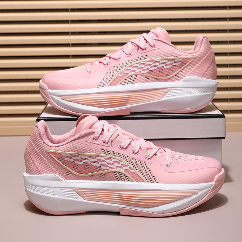 2025 new low-top practical basketball shoes for men and women, versatile shock absorption, wear-resistant thick sole, non-slip and breathable couple 