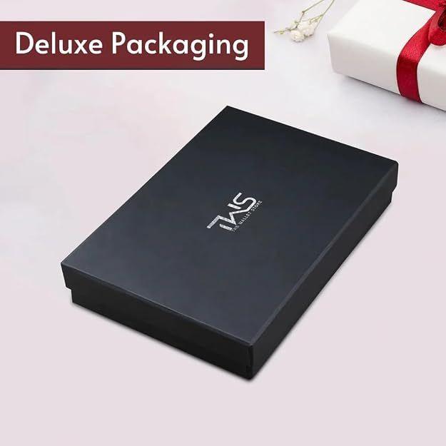 The Wallet Store Personalized Clutch & Artificial Rose Bouquet Hamper With Personalised Note