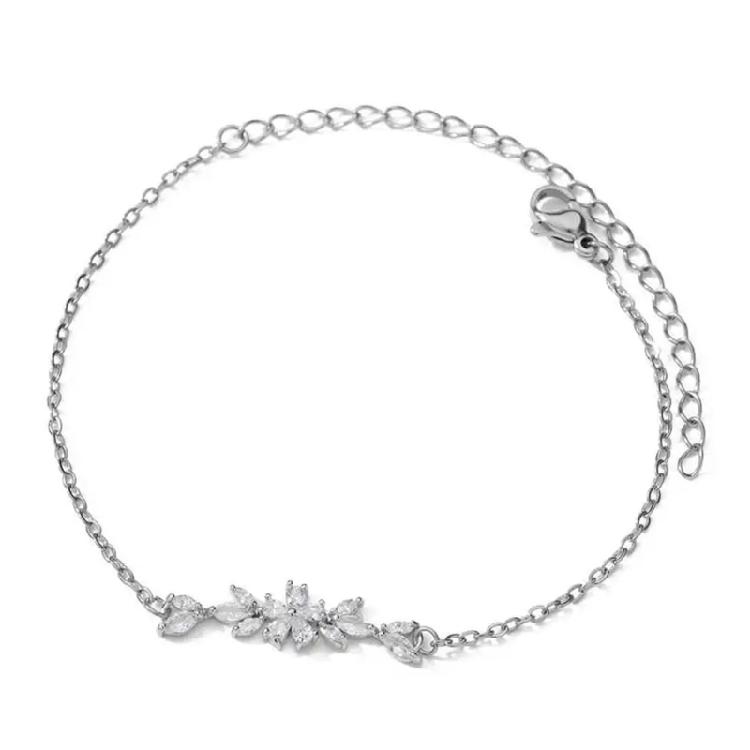 Fashionable Leaf And Flower Bracelet Handcrafted Zirconia Bracelet Highlighting Flower and Leaf Patterns for Women
