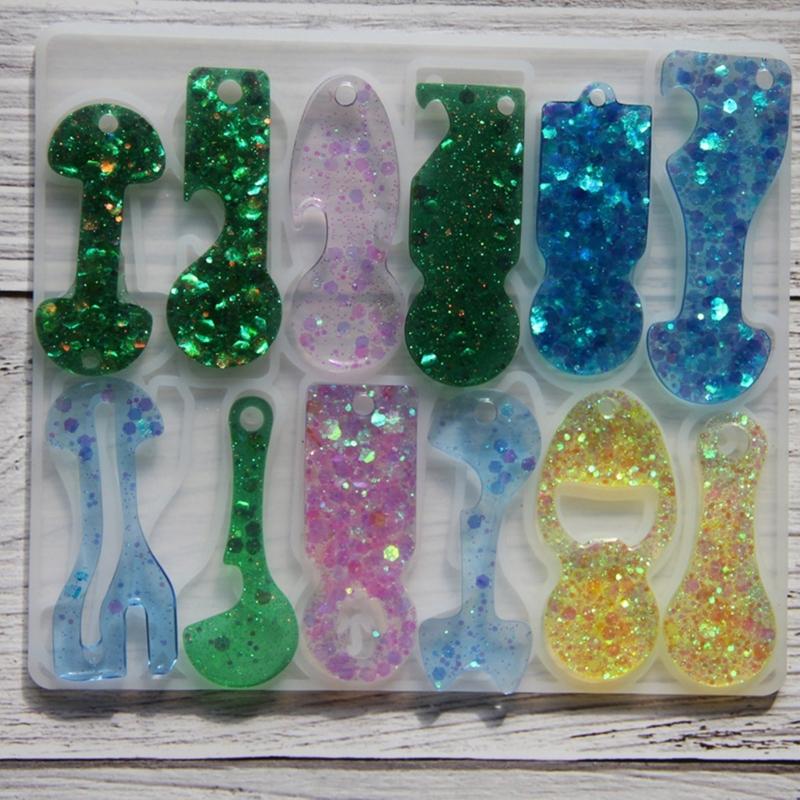 Reusable Silicone Trolley Tokens Mould Flexible Resin Keychain Crafting Tool for Homemade Decoration Projects Supplies