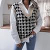 V-neck Checkered Knitted Vest Women Sweater Casual Loose Commute Simple Base Shirt Autumn and Winter