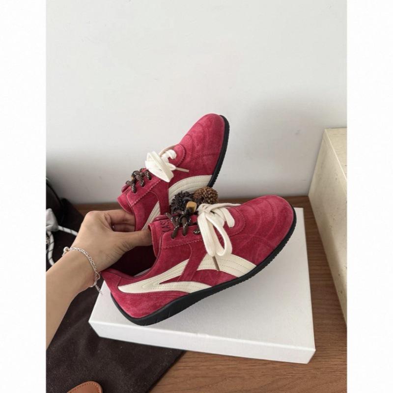 

Ретро немецкие женские кожаные кроссовки в стиле колор-блок Желудь - Модные повседневные балетки 2025 от Ah Gan 39 бордовый