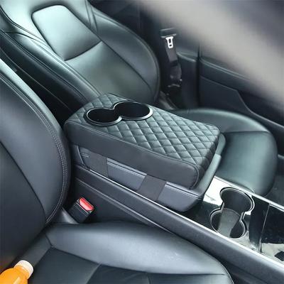 Almofada de apoio de braço do console central automotivo com 2 porta-copos, capa de almofada de couro PU, almofada de apoio de braço portátil, acessórios para carro
