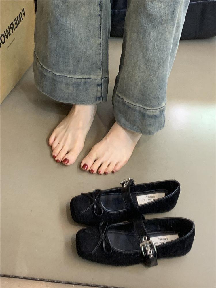 Women's Square Toe Shoes New Luxury Bow Flats Ladies Ballet Silver Belt Buckle Footwear Elegant Fashion Mary Jane Shoes