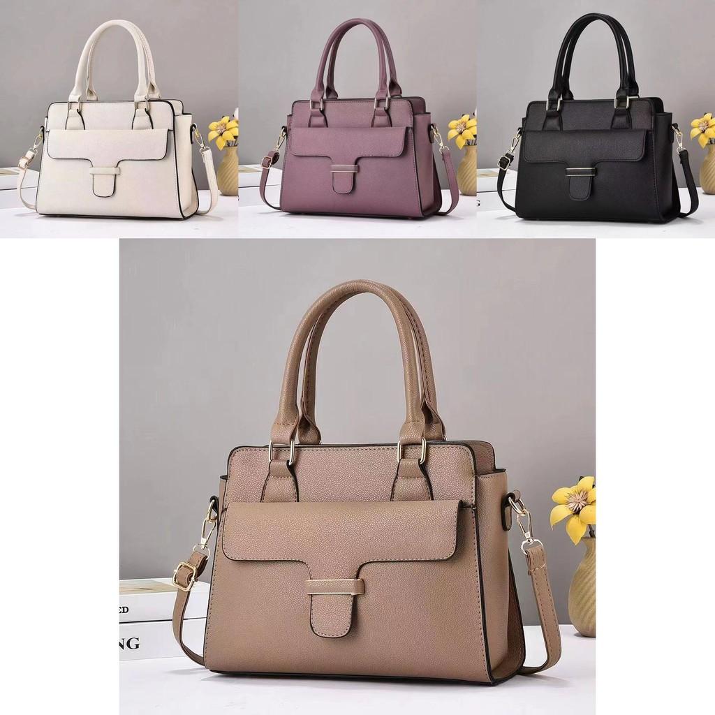 Vintage Large Capacity Women's Shoulder Bag With Trendy Crossbody Design And Chic Chain Details