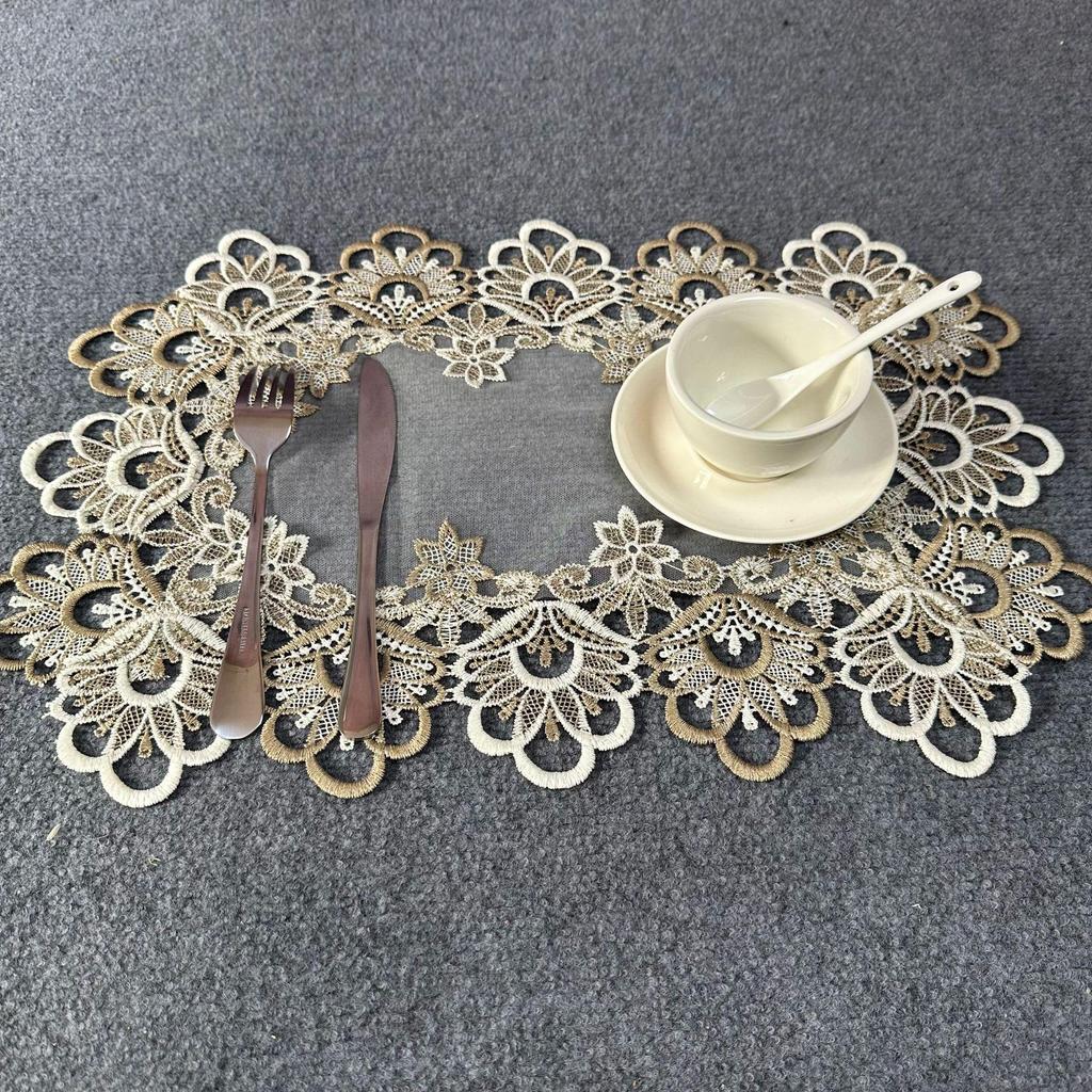 Western-Style Lace Polyester Placemat (30x45cm) for Plates & Bowls - Rectangular Design