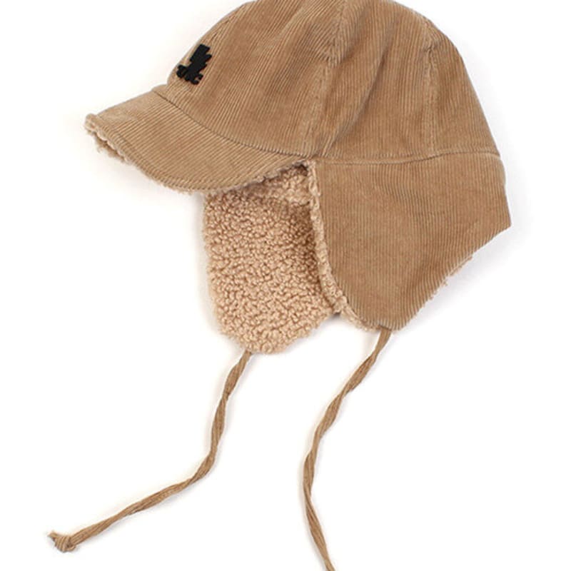 

Универсальная химия Шапка-ушанка из вельвета цвета «Грозовой беж» FREE